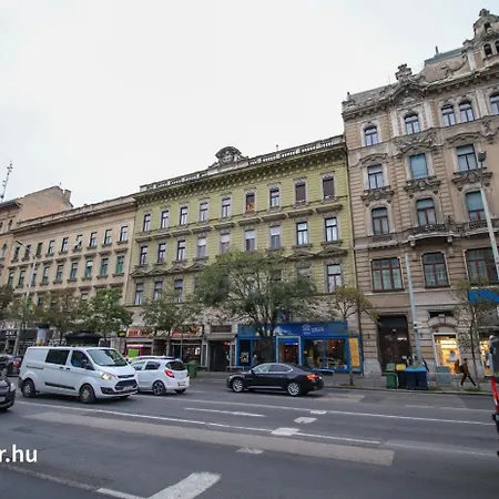 Trip And Hop Budapest